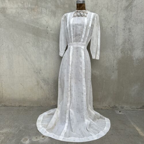 Antique Edwardian 1900s White Printed Cotton Calico Lace Dress Vintage