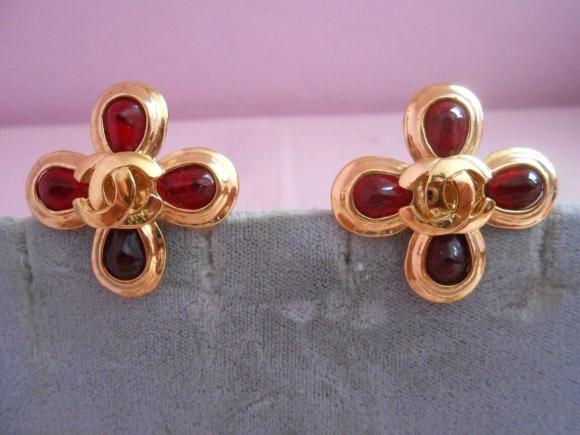 Chanel Gold Four Leaf Clover Clip-On Earrings - 2 Pieces