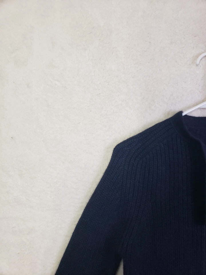 French Connection 中号海军蓝羊毛兔毛 B 针织长袖拉链开衫 — 第 2/4 张图片