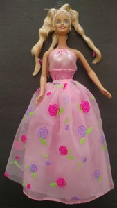barbie with growing hair