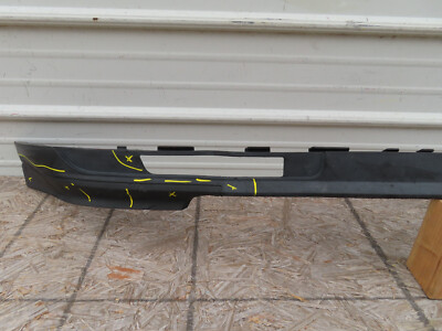 2016 2017 FORD EXPLORER FRONT LOWER VALANCE BUMPER COVER OEM FB53 2016 2017 FORD EXPLORER FRONT LOWER VALANCE BUMPER COVER OEM FB53