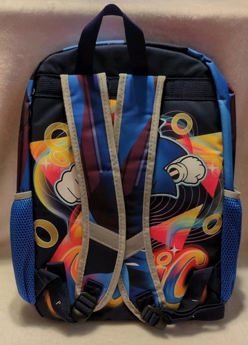 SEGA Sonic The Hedgehog 17" Backpack, Dangle, Lunch Box, Headphones Set, 4-Piece - Picture 7 of 8