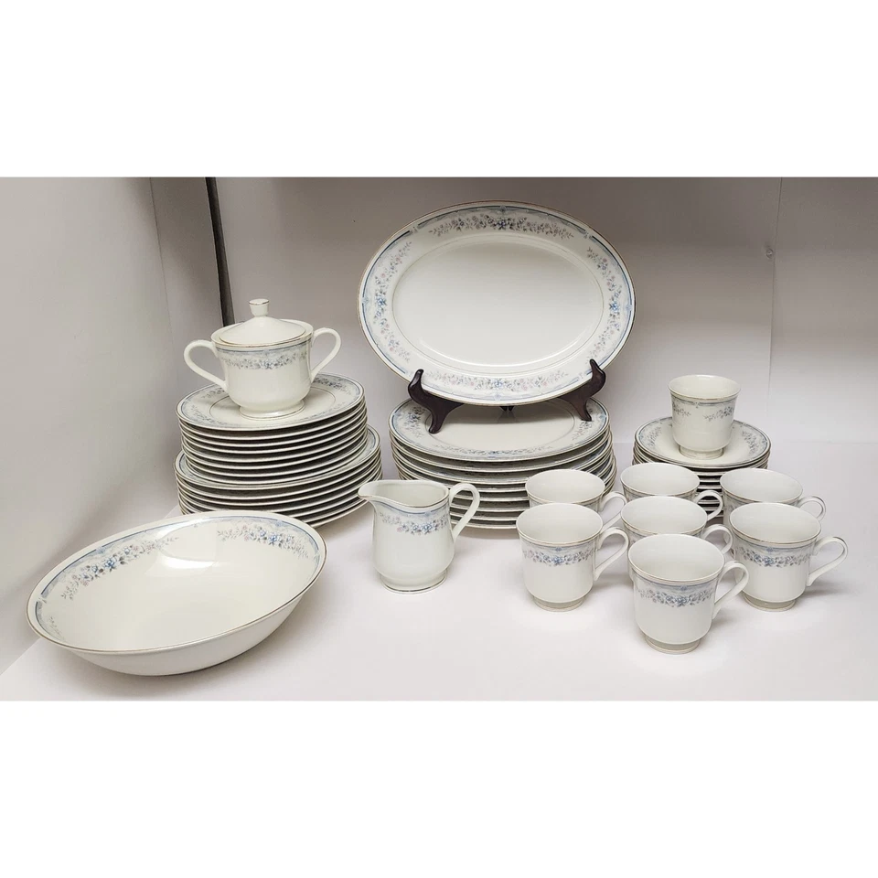 Nikita Vintage Fine Porcelain China Set 47 Pieces Dinnerware/Servingware  - Image 3 of 4