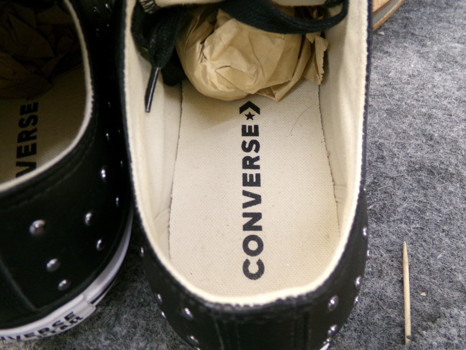 Converse Chuck Taylor Studded Womens Size 9 Black Leather Shoes Sneakers 561685c thumbnail 11