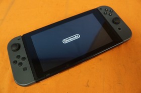 Nintendo Switch HAC-001 Handheld Gaming Console Grey Joy Cons 32GB