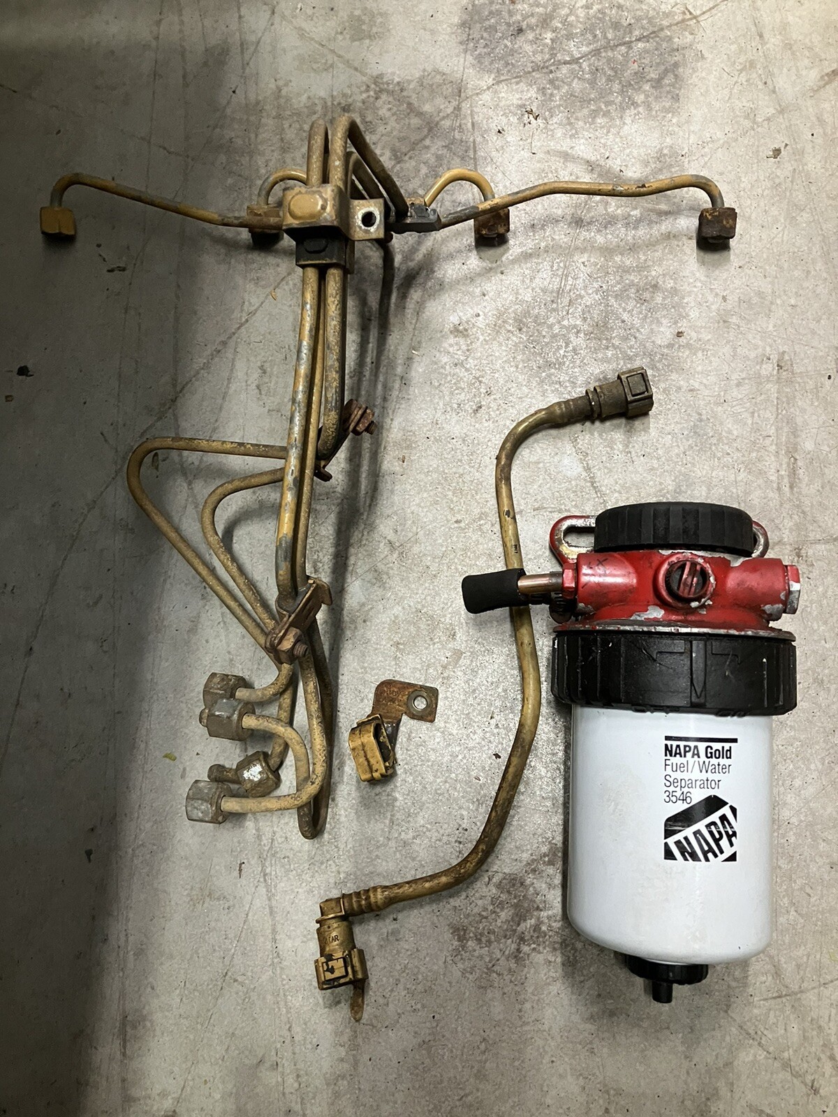 Cat 3054 Perkins 4 Cylinder Diesel Fuel Injection Line Set & New Filter