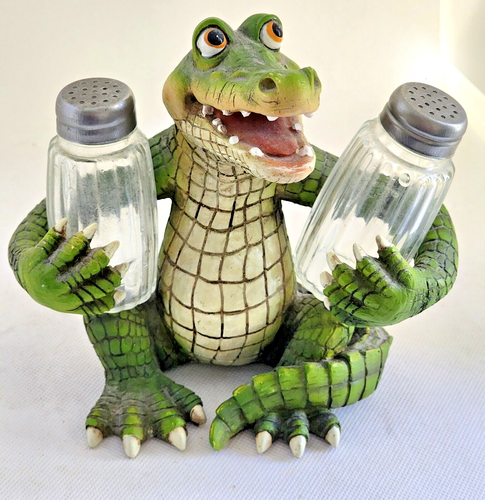 SALZ & PFEFFERSTREUER & HALTER - Alligator - Neuheit - mittelgroß - Unikat