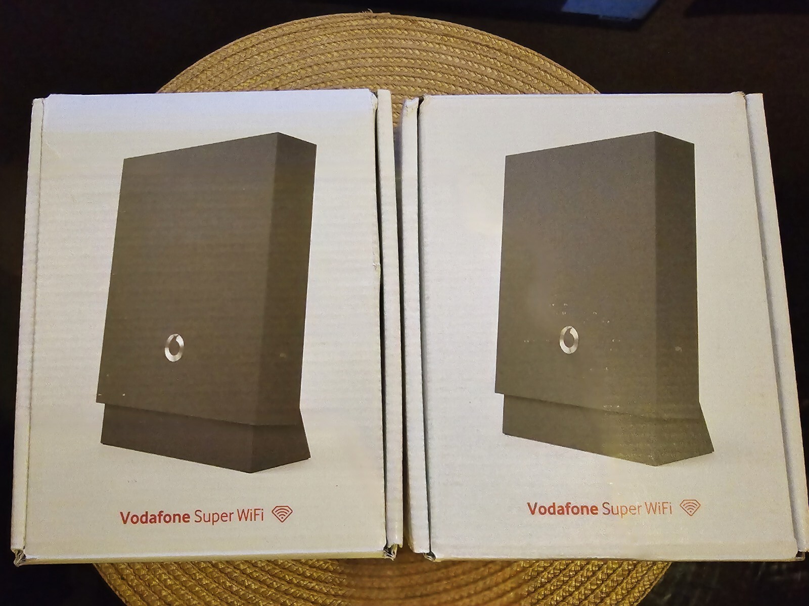 Vodafone Super WiFi Booster, Range Extender / Fast 286 HW R03 / PRO