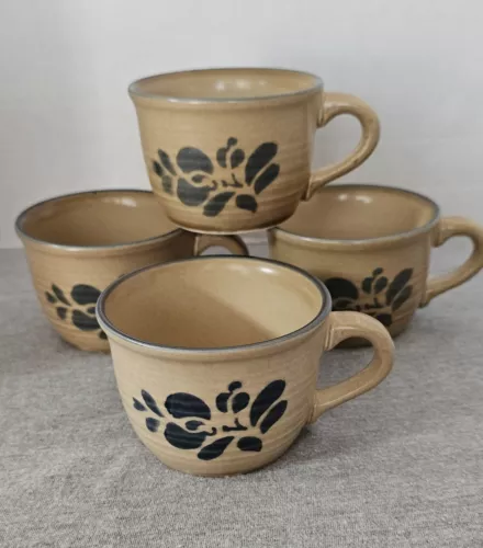 Pfaltzgraff  Folk Art Coffee Tea Cups Mugs Blue Tan USA Stoneware Lot Of 4 