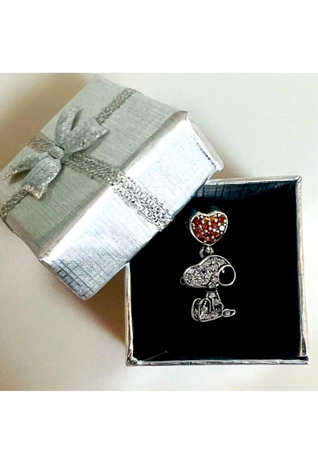 Dije de plata esterlina y diamantes de imitación Peanuts SNOOPY Heart S925 con caja de regalo Foto 3 de 4