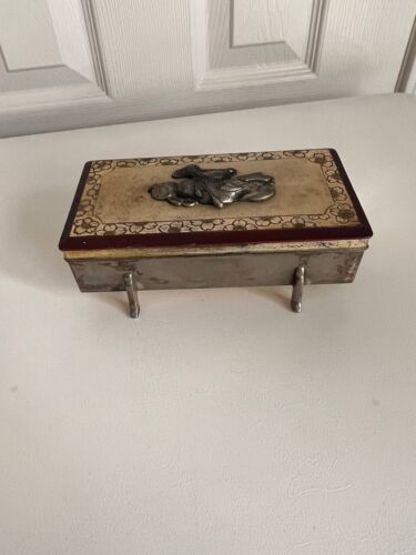 Vintage Metal jewelry trinket box - Picture 7 of 9