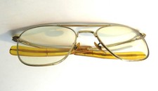 AO American Optical Authentic Gold Tone Pilot Eyeglass Frame 5 1/2 AO US Flaws