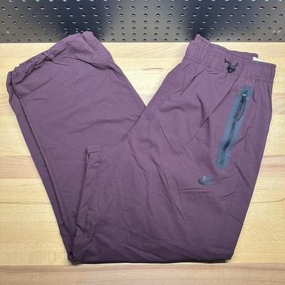 Nike Tech Woven Oversized Pants Burgundy Crush HM7158-652 Men s Size Medium