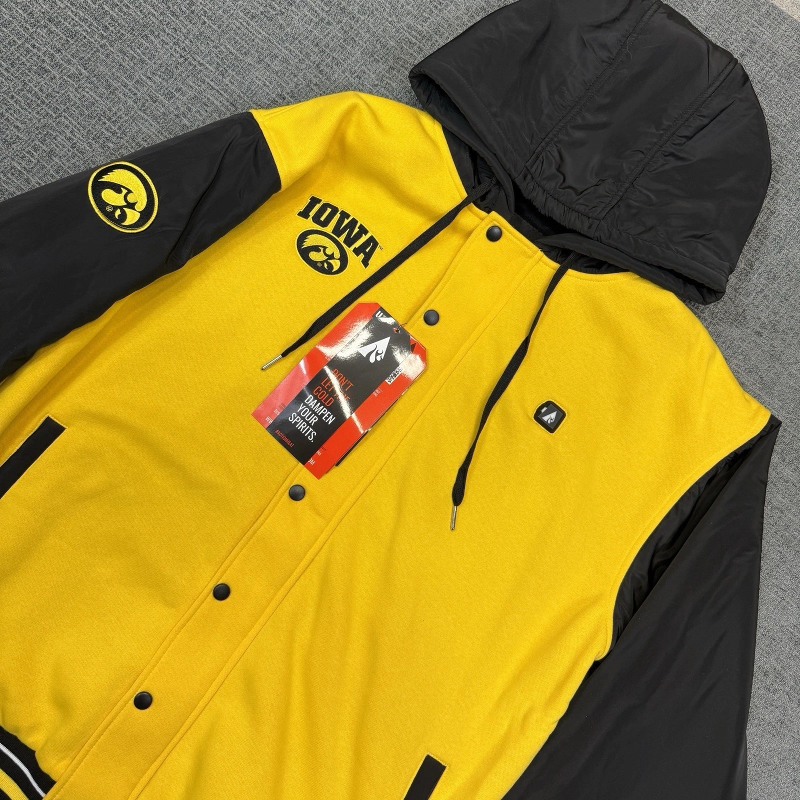 ActionHeat Iowa Hawkeyes Heated Jacket Mens XL Yellow W/ Battery Varsity Hood
Opens in a new window