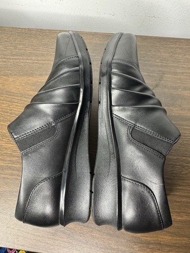 Clarks Bootie Black Size 7.5 Wide Width Wedge Heel Boot Shoe Casual - Picture 6 of 9
