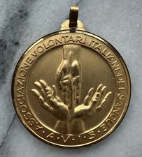 Medaglione AVIS Donatori Sangue CUNEO 1977 Medaglia