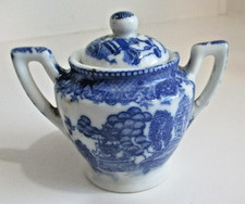Vintage Children's Blue Willow Sugar Bowl w Lid