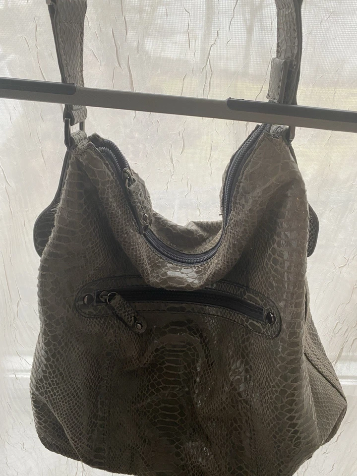 Pocketbook  - Image 2 of 4