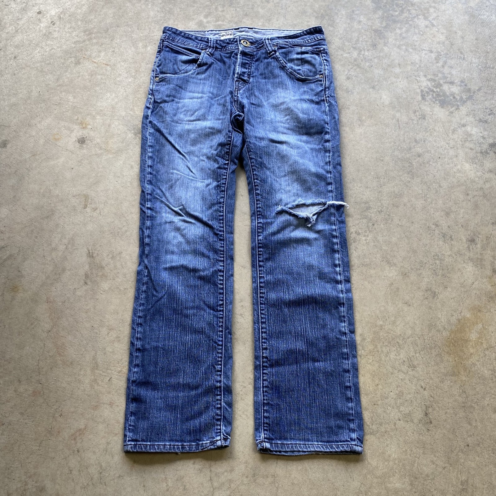 Y2K Faded Volcom Jeans Straight Leg Size 32