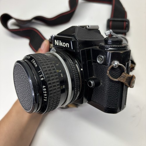 Nikon FE2 Black 35mm SLR Film Camera W/ Nikkor Lens 28mm 1:2.8 & Macro 80-200mm - Picture 15 of 20