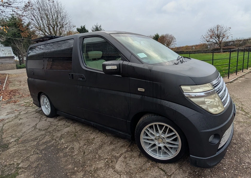 NISSAN ELGRAND DAY CAMPER CONVERSION fully off grid with Gas shower and TV - Image 2 of 4