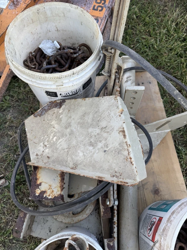 Woods L306 complete Belly mower shown ONLY NO Allis Chalmers AC C Tractor 61319 - Image 4 of 4