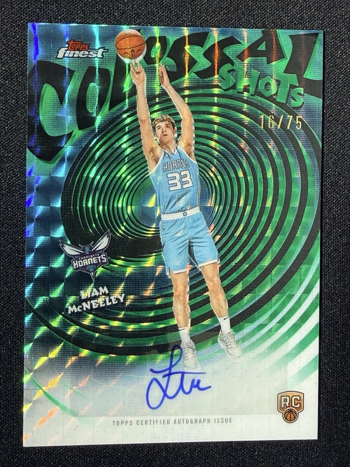 2025 Topps Finest Colossal Shots Liam McNeeley Auto #CS-LM Green Geometric /75