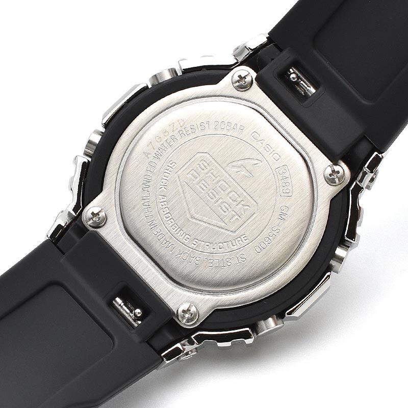 CASIO G-SHOCK GM-S5600 3489 メタル シルバーブラック CASIO G-SHOCK GM-S5600-1JF Metal Bezel Silver & Black Watch 38.4mm