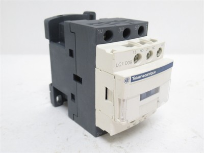 230661 New-No Box; Telemecanique LC1D09G7 Contactor; 9A; 3P; 600V; Coil: 120VAC