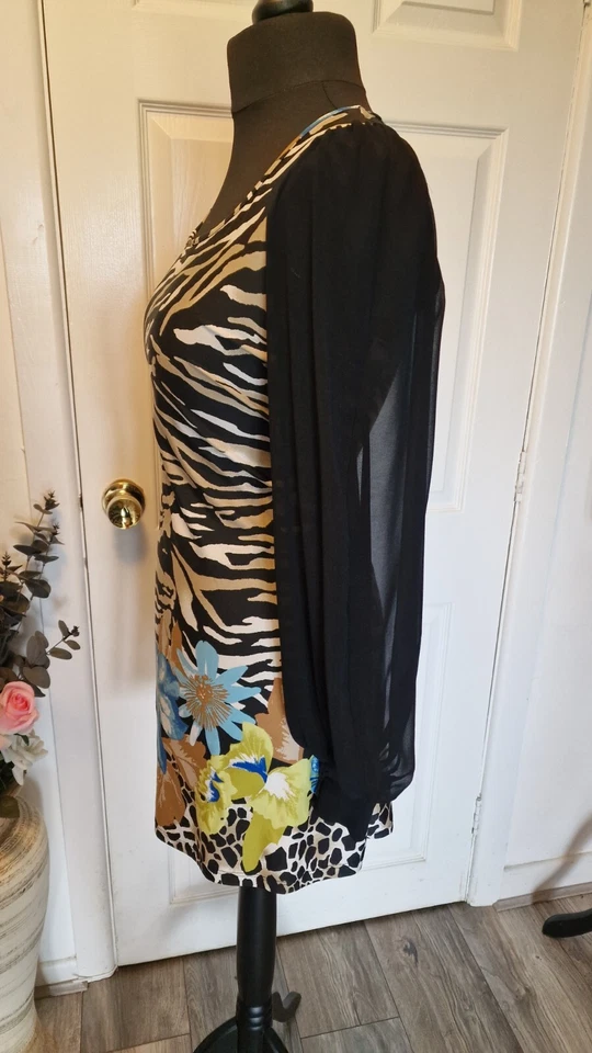 Star by Julien Macdonald size 10 chiffon sleeved short body con dress - Image 4 of 4