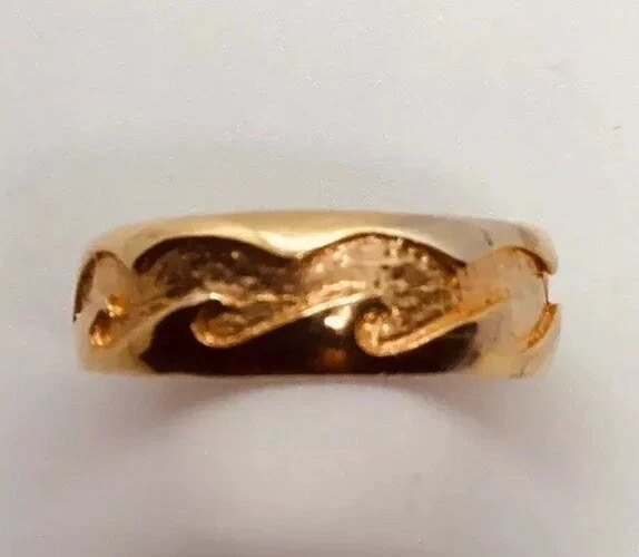 Surf Wave Ring in Yellow, White or Rose Gold (in your Size) - Image 2 of 3