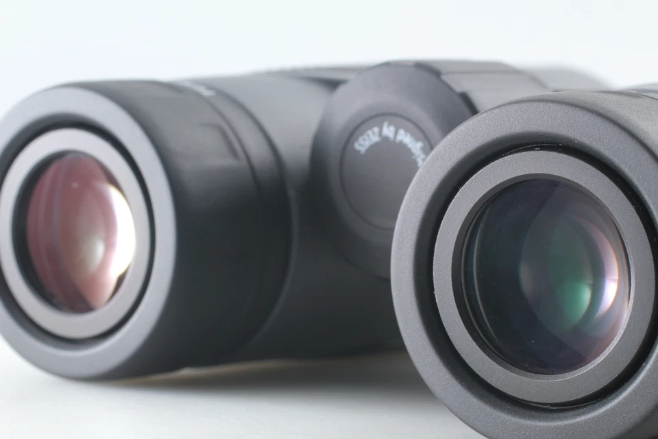 [COMO NUEVO] Binoculares Zeiss Terra ED 8x42 grises de JAPÓN Foto 4 de 4