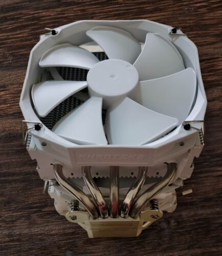 Phanteks PH-TC14PE PWM CPU Heatsinks & Fans Intel/AMD Socket LGA 2011 Premium - Picture 3 of 5