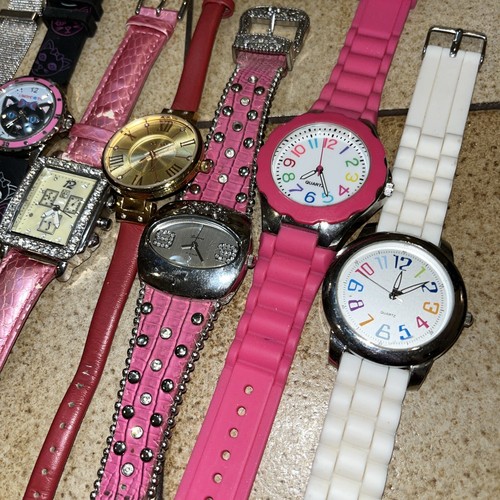 11-Qty Fancy Unique Ladies Quartz Watches all Work, NY&Co Hello Kitty Large Size - Picture 4 of 22