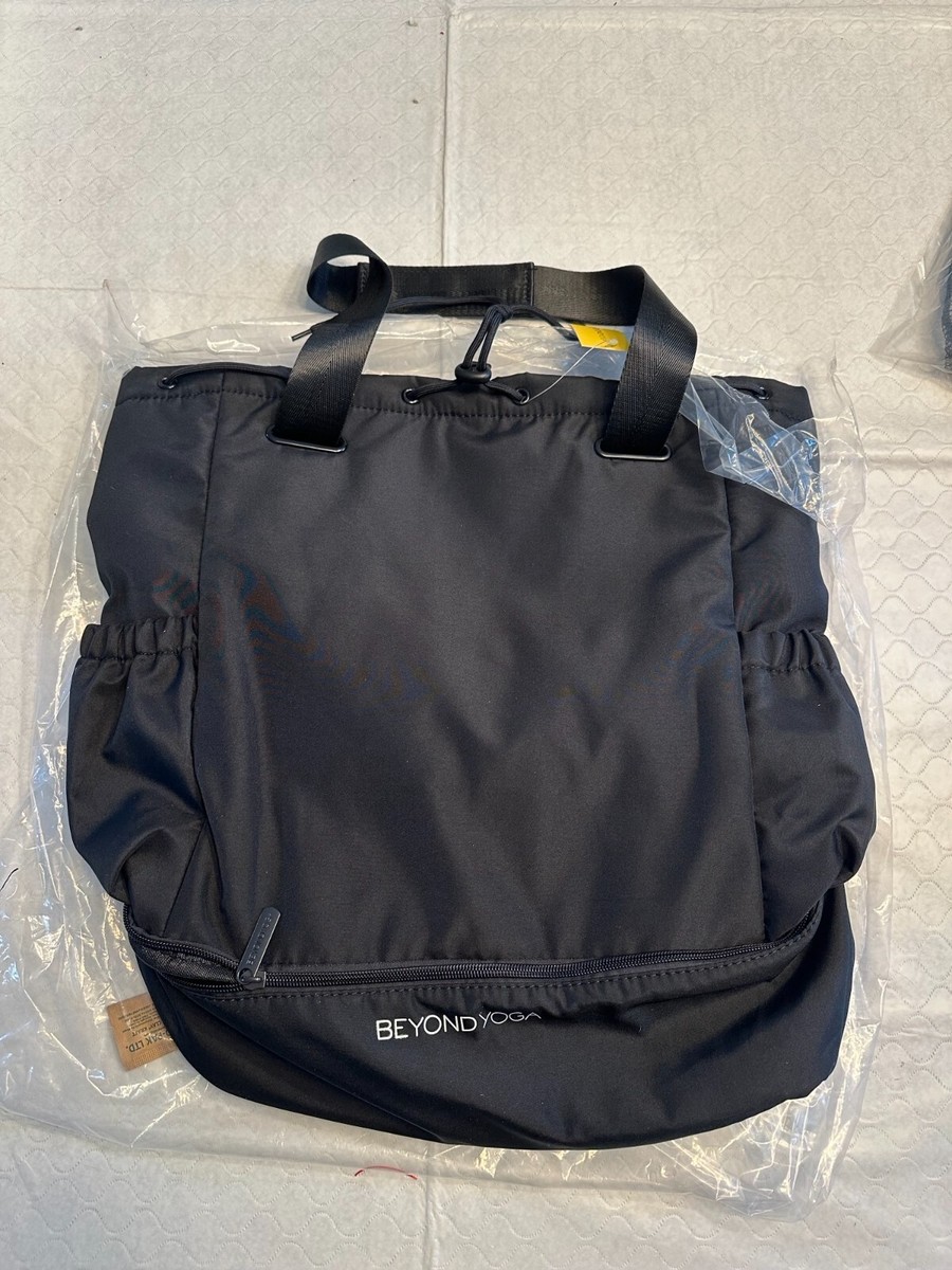 BEYOND YOGA Convertible Gym Bag Backpack -Black Back Pack  display picture 3