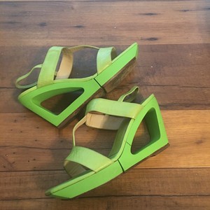 lime green fendi slides