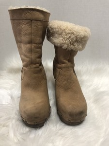 ugg boots that fold down