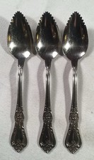 Set 3 Oneida Kennett Square Fruit Grapefruit Spoons Deluxe Stainless