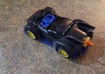 Fisher-Price Imaginext DC Super Friends Shake & Spin Batmobile.