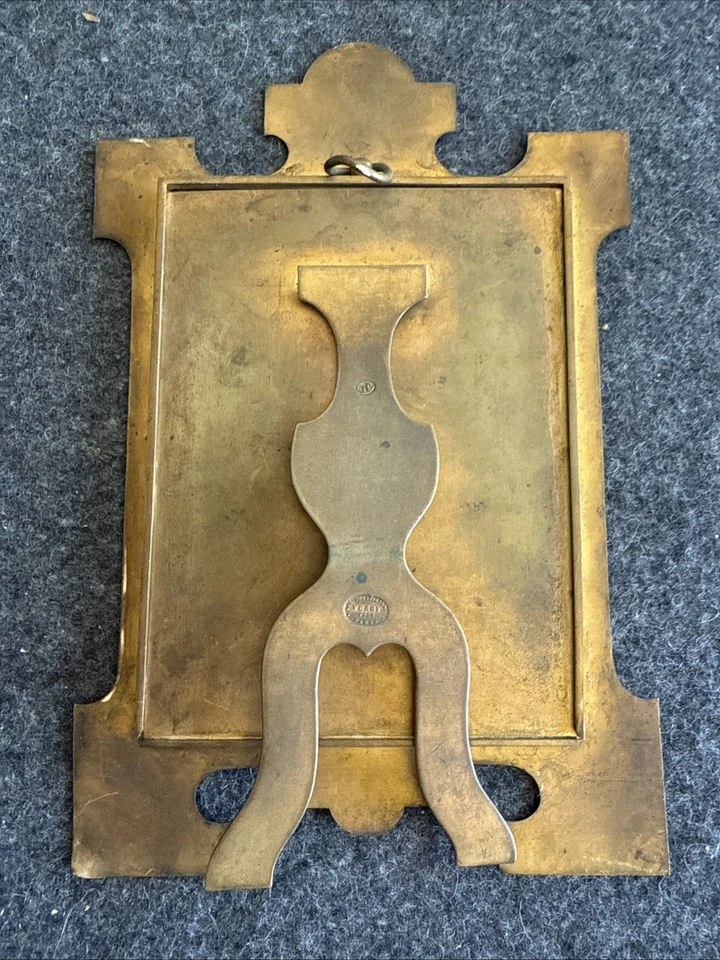 Excepcional marco de latón victoriano francés de 1800 con cuadro Foto 2 de 4