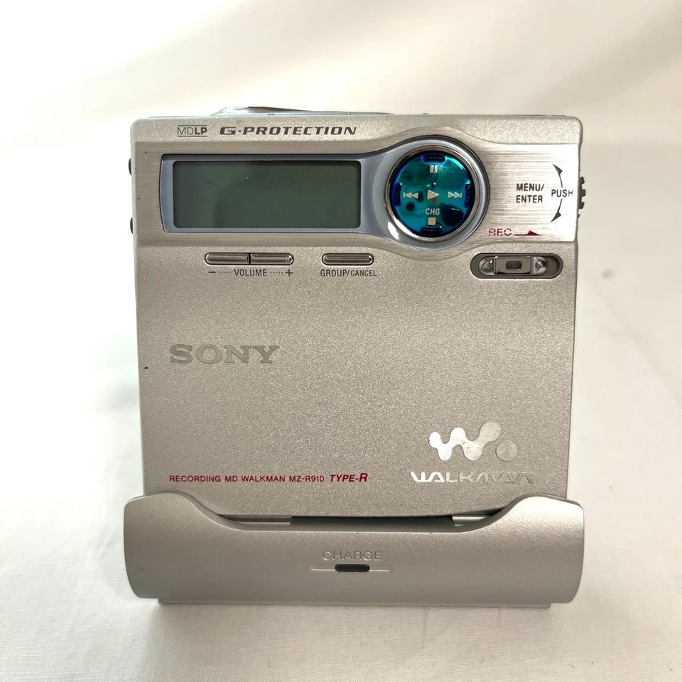 Grabadora MD portátil Sony Walkman MZ-R910 probada | Japón | Nueva MD de 80 min Foto 2 de 4
