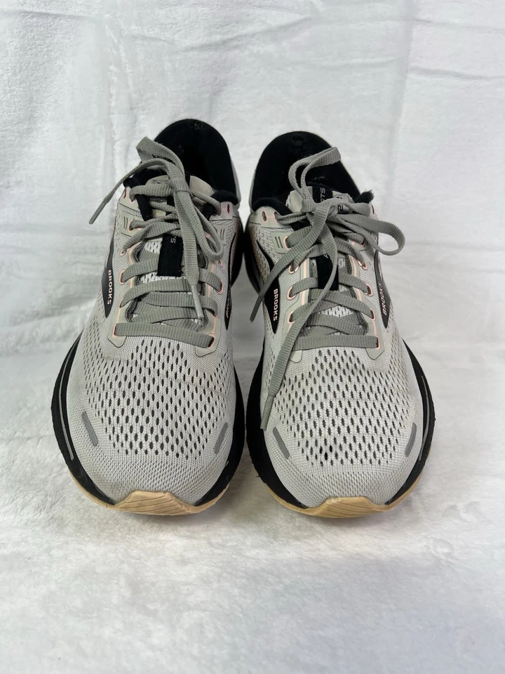 Женские кроссовки Brooks с адреналином GTS 22 — серые/розовые/черные — 8,5 средние сделано в США - Изображение 2 из 4