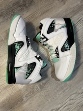 Nike Air Tech Challenge Hybrid QS Style# 659917-130 Size 10