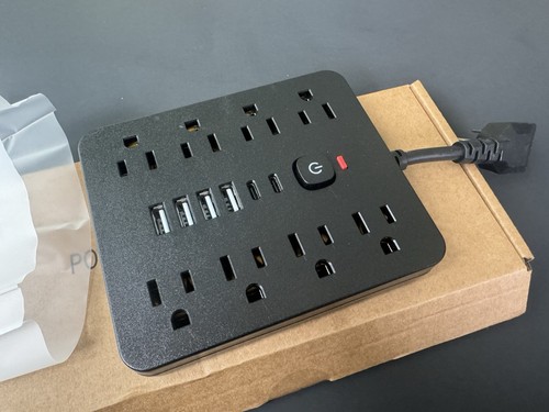 Power Strip Surge Protector 8 AC Outlets 4 USB Ports 2 Type C Port 3 In Cable