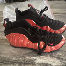 Pair of Nike Air Foamposite One Habanero Red ...