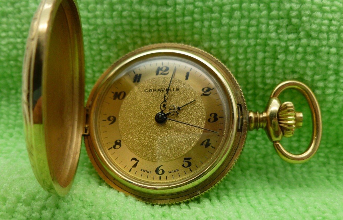 VTG Bulova Caravelle Swiss Hunter Manual Wind Pocket Watch 17