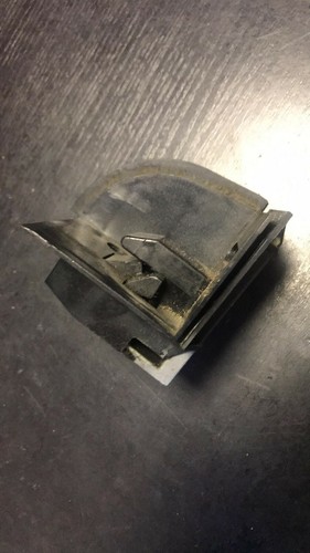 BMW SERIE 3 E46 SUPPORT D'ÉTAGÈRE DE COLIS ARRIÈRE GAUCHE CÔTÉ CONDUCTEUR 702... - Photo 1/2