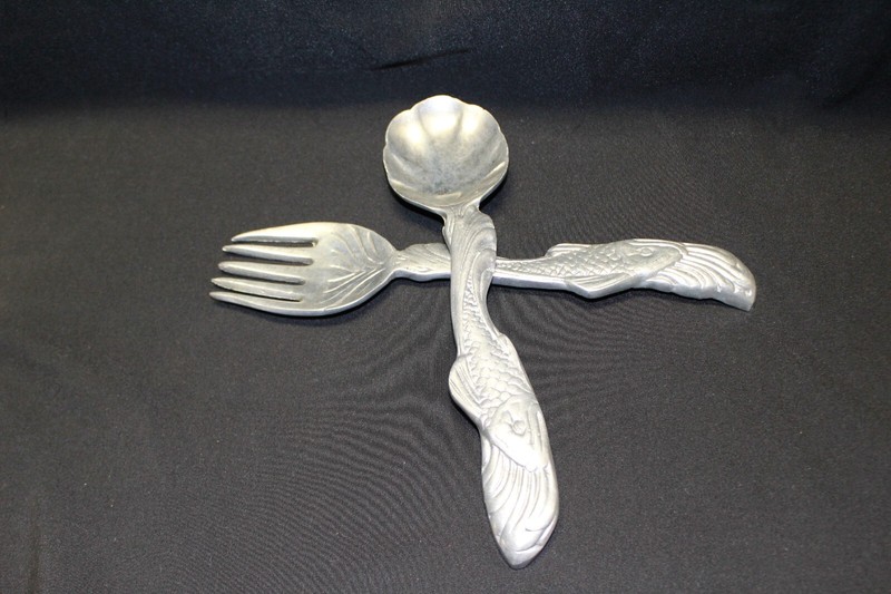 Fish Fork & Spoon Server