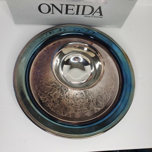 Oneida Jefferson Chip and Dip Server 12.5" Silverplate with Box - Picture 2 of 6