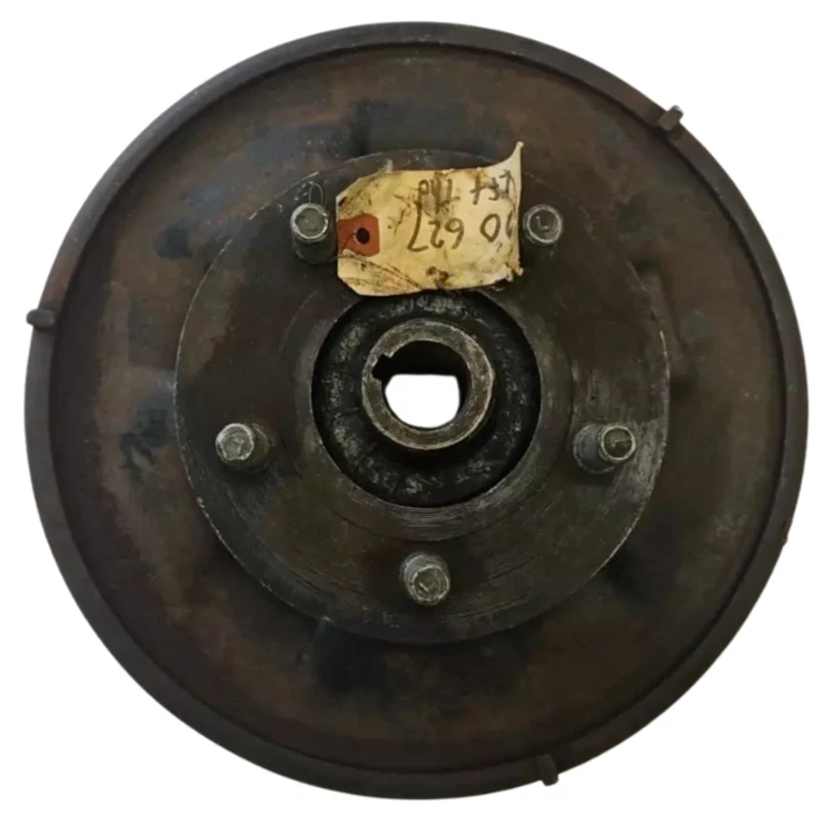 1939 - 1940 年道奇卡车左后驾驶员侧停车制动轮毂和鼓 590627 NOS。 — 第 2/4 张图片